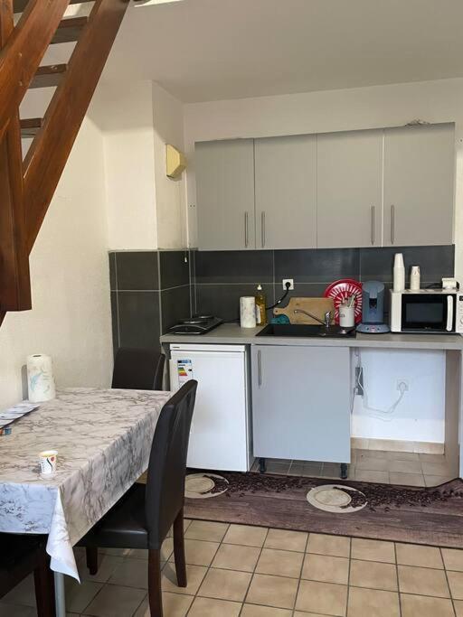 Appartement Duplex T1 Albertville Buitenkant foto